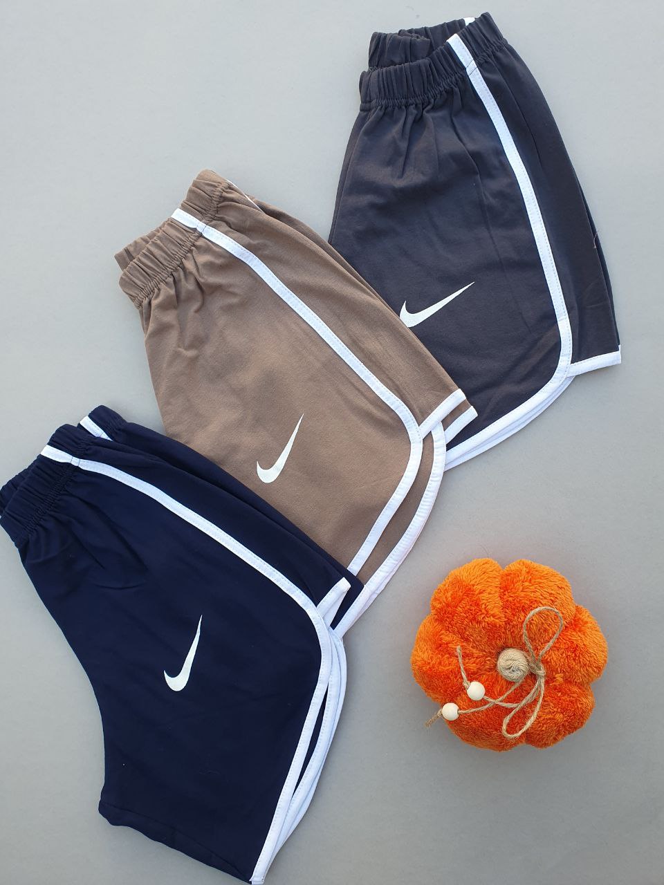 شورتک ورزشی